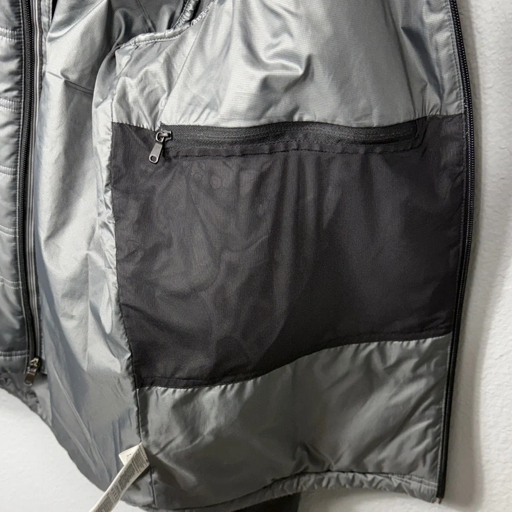 adidas Gray and Black Men’s Insulated Puffer Jacket with Oakmont Patch